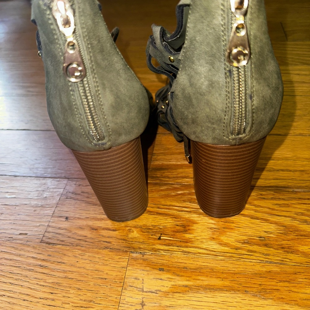 G by Guess Khaki Cutout Block Heels - Picture 3 of 6